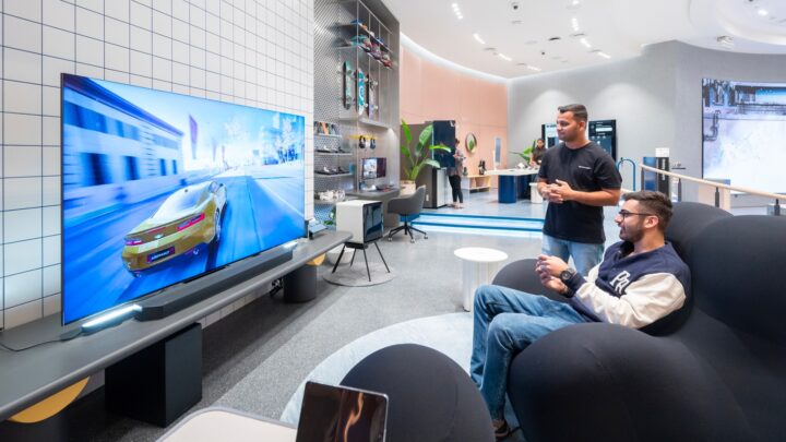 Samsung Neo QLED TV Gaming Samsung BKC Store Mumbai India