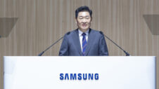 Samsung market cap crosses $370 billion after three years