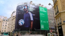 Samsung’s new art campaign in Paris helps you win an S24 Ultra