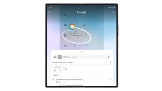 Círculo de búsqueda para resolver un problema matemático en el teléfono Samsung Galaxy Z Fold 6