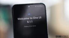 Does One UI 6.1.1 bring AI features to Galaxy devices launched in 2022?