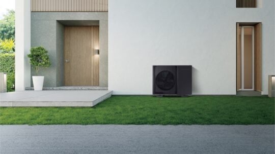 Samsung Mono R32 HT Quiet Outdoor Home Heat Pump Unit